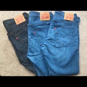 Levi’s 569 jeans